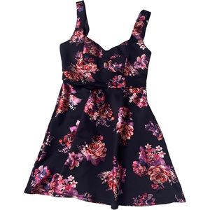 Sleeveless short dress